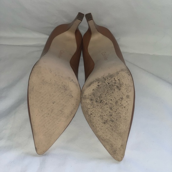 Calvin Klein Brady Kid Skin, Pumps, Caramel , US 8 - Picture 11 of 11